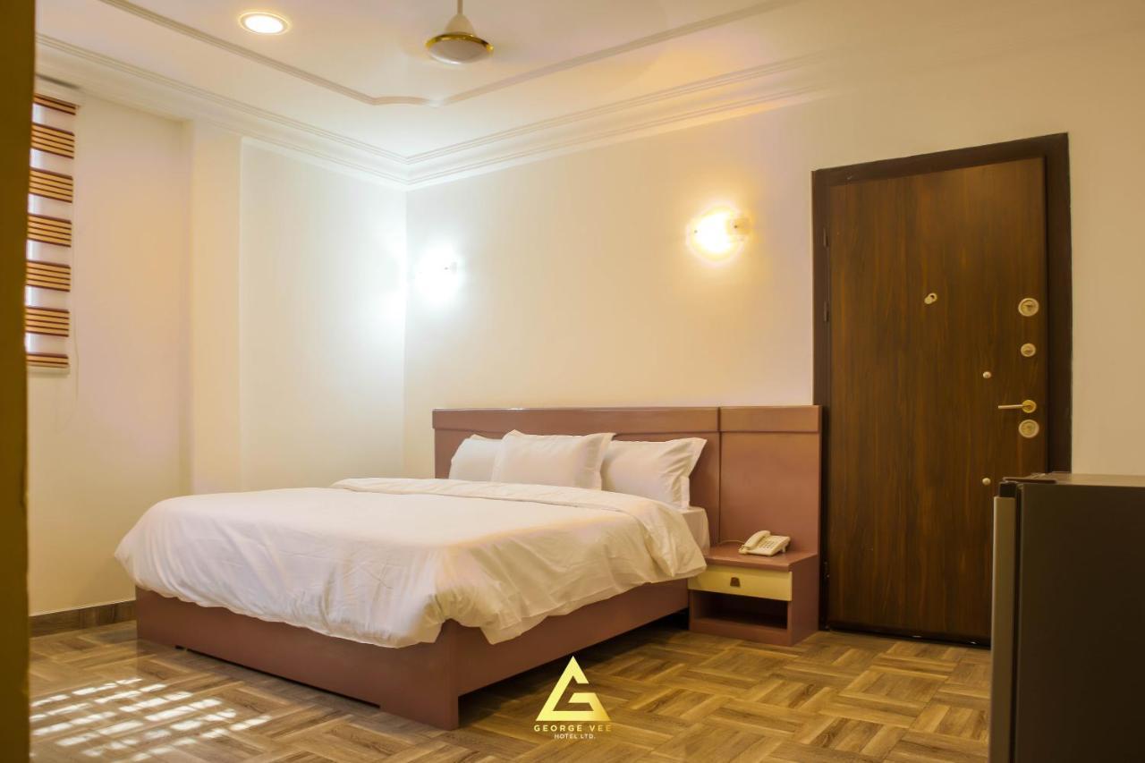 George Vee Hotel Ltd Kumasi Dış mekan fotoğraf