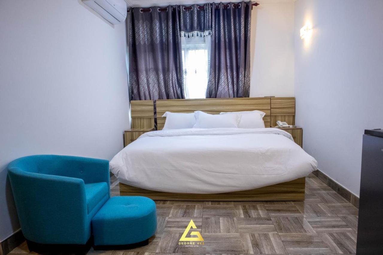 George Vee Hotel Ltd Kumasi Dış mekan fotoğraf