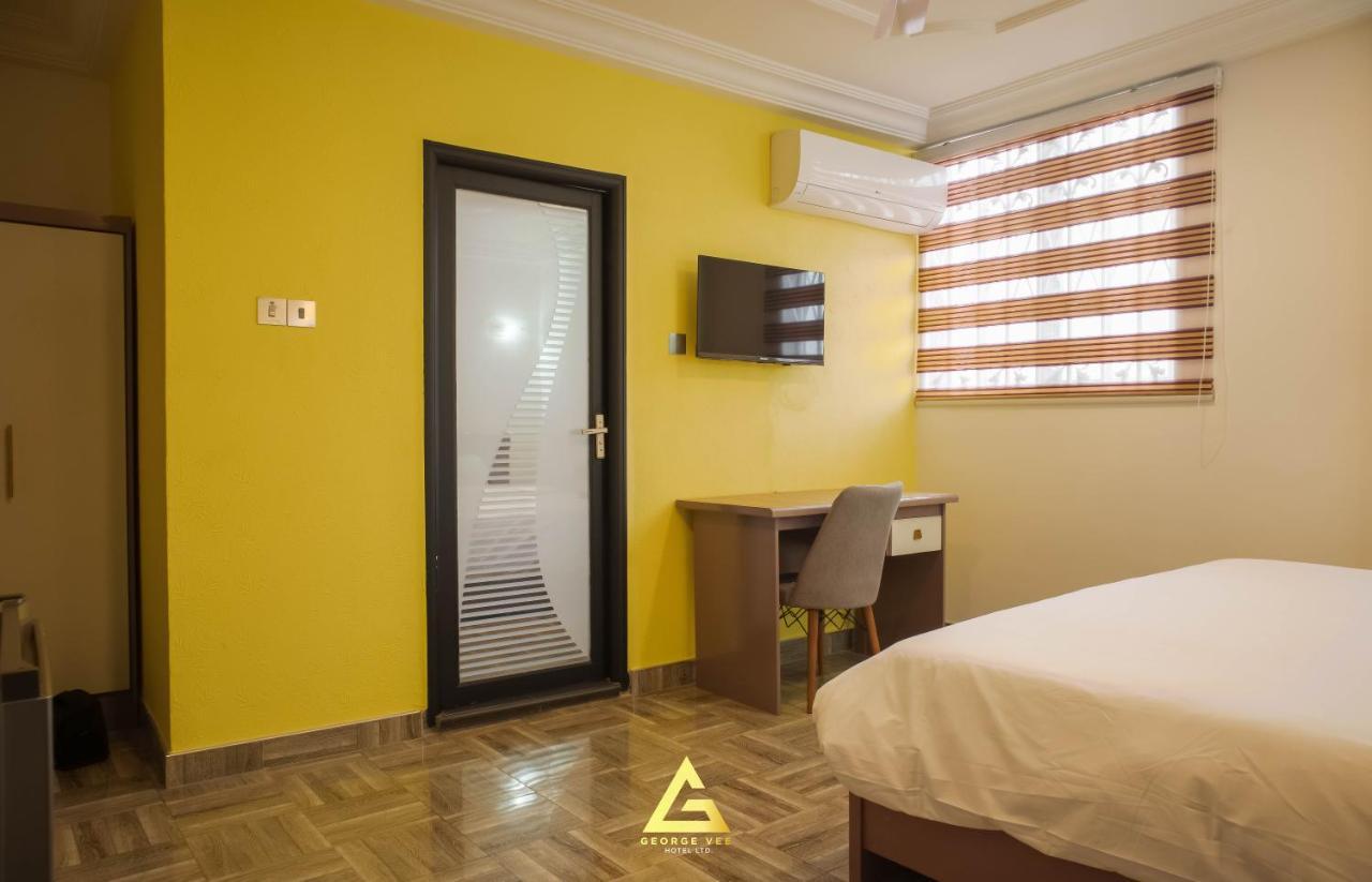 George Vee Hotel Ltd Kumasi Dış mekan fotoğraf